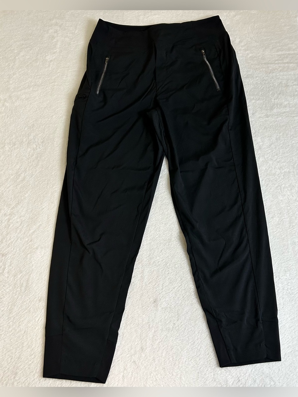 Athleta Women's Jogger Pants Size 6 Black Zipped Pockets Stretch Nylon